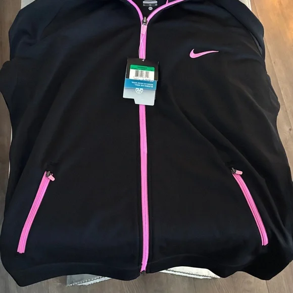 Nike Women's Jacket with Black and Pink Accents - Picture 3 of 6